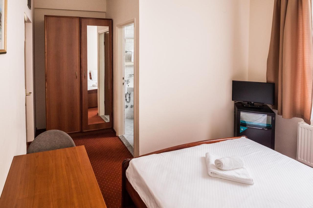 Hotel Carlstadt Karlovac Eksteriør bilde