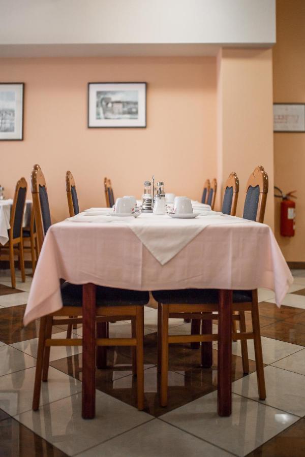 Hotel Carlstadt Karlovac Eksteriør bilde